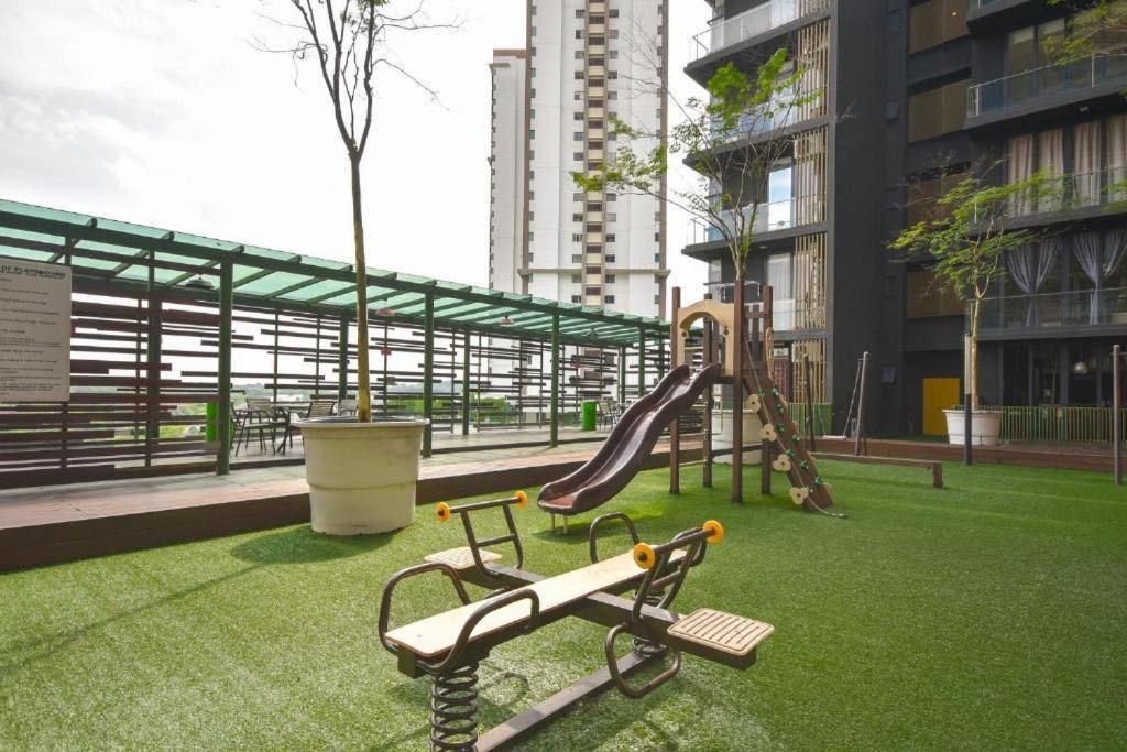 Cube18 Residences Jchome By Mwm Apartment