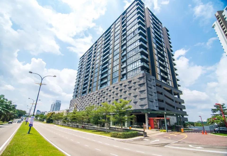 Cube18 Residences Jchome By Mwm