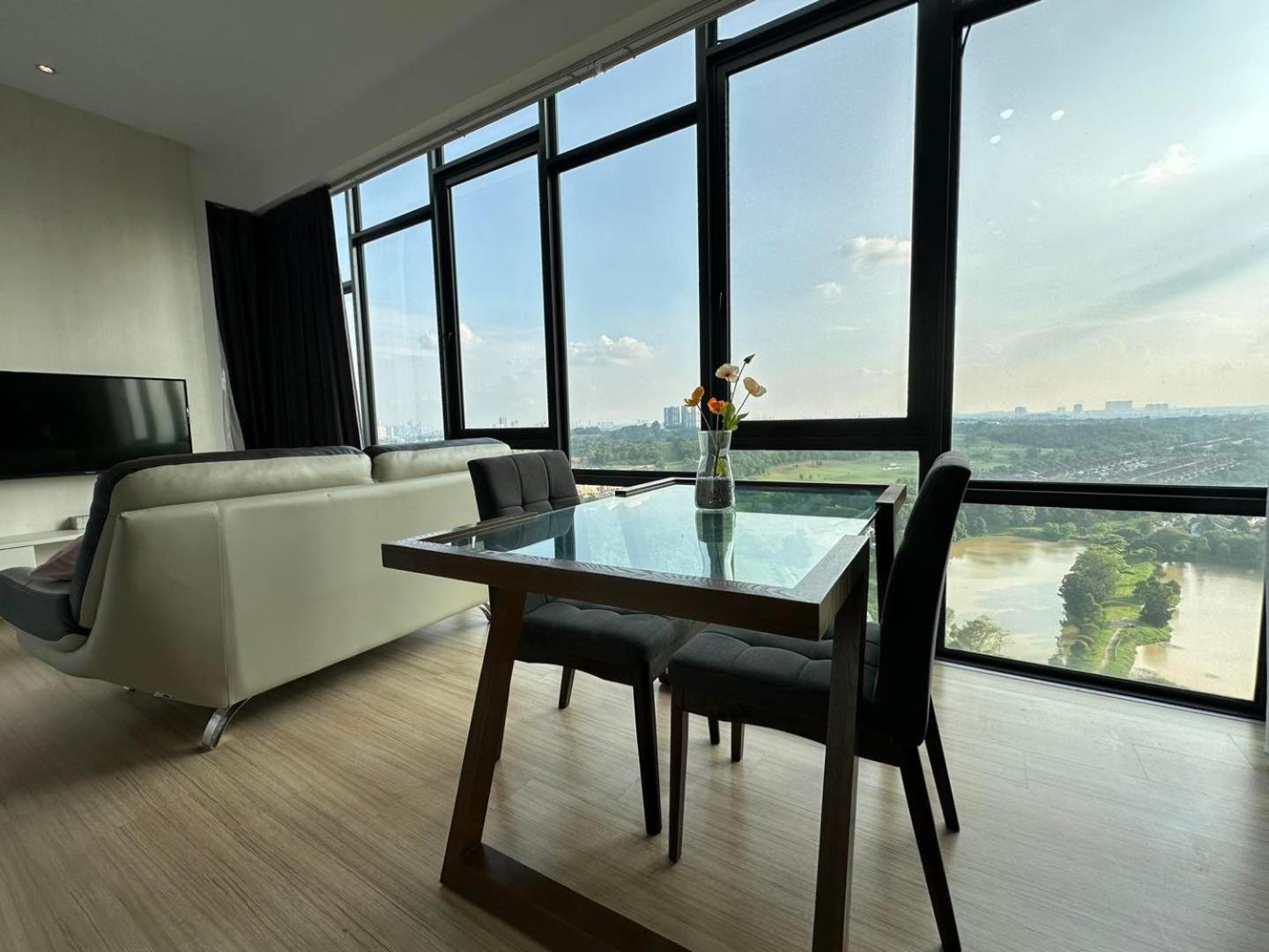 Cube18 Residences Jchome By Mwm Apartment *